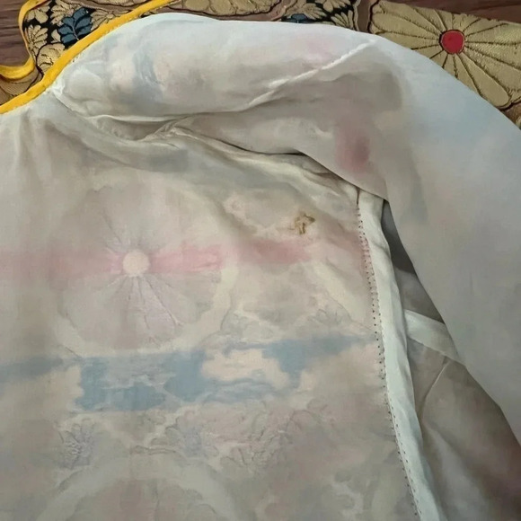 Beautiful Vintage Gold Brocade Jacket 🇯🇵 - Picture 9 of 9